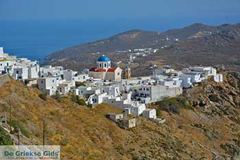 Chora Serifos Cycladen 008 - Foto van https://www.grieksegids.nl/fotos/serifos/normaal/chora-008.jpg