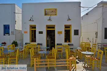 Chora Serifos Cycladen 022 - Foto van https://www.grieksegids.nl/fotos/serifos/normaal/chora-022.jpg