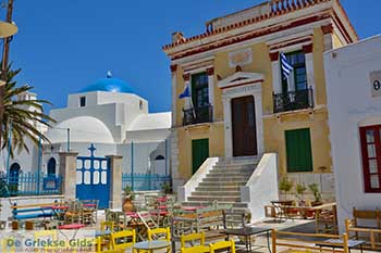 Chora Serifos Cycladen 048 - Foto van https://www.grieksegids.nl/fotos/serifos/normaal/chora-048.jpg
