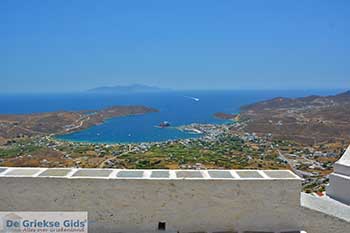 Chora Serifos Cycladen 072 - Foto van https://www.grieksegids.nl/fotos/serifos/normaal/chora-072.jpg