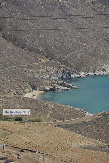 Kalo Ampeli Serifos 3 - Foto van https://www.grieksegids.nl/fotos/serifos/normaal/kalo-ampeli-serifos-003.jpg