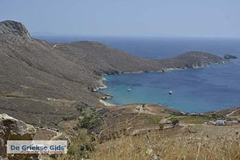 Kalo Ampeli Serifos 8 - Foto van https://www.grieksegids.nl/fotos/serifos/normaal/kalo-ampeli-serifos-008.jpg