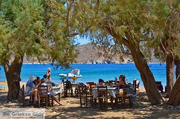 Koutalas Serifos Cycladen 005 - Foto van https://www.grieksegids.nl/fotos/serifos/normaal/koutalas-005.jpg