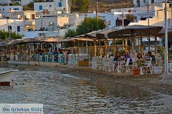 Livadi Serifos Cycladen 026 - Foto van https://www.grieksegids.nl/fotos/serifos/normaal/livadi-026.jpg