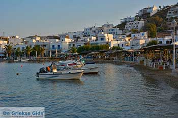 Livadi Serifos Cycladen 027 - Foto van https://www.grieksegids.nl/fotos/serifos/normaal/livadi-027.jpg