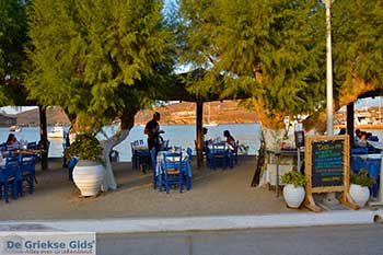 Livadi Serifos Cycladen 034 - Foto van https://www.grieksegids.nl/fotos/serifos/normaal/livadi-034.jpg