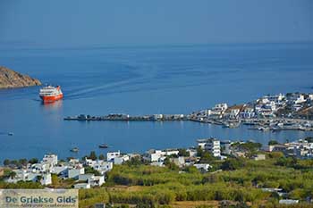 Livadi Serifos Cycladen 046 - Foto van https://www.grieksegids.nl/fotos/serifos/normaal/livadi-046.jpg