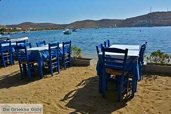 Livadi Serifos Cycladen 056 - Foto van https://www.grieksegids.nl/fotos/serifos/normaal/livadi-056.jpg
