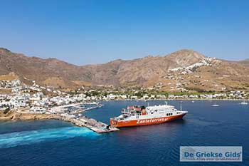 Livadi Serifos Cycladen 065 - Foto van https://www.grieksegids.nl/fotos/serifos/normaal/livadi-065.jpg