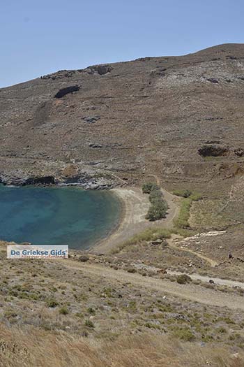 Malliadiko Serifos 6 - Foto van https://www.grieksegids.nl/fotos/serifos/normaal/malliadiko-serifos-006.jpg
