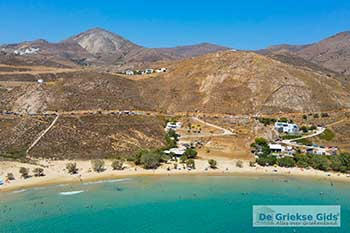 Psili Ammos Serifos Cycladen 030 - Foto van https://www.grieksegids.nl/fotos/serifos/normaal/psili-ammos-030.jpg