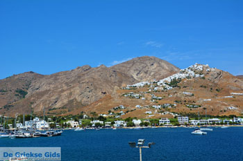 Livadi Serifos en Chora Serifos | Foto 135 - Foto van https://www.grieksegids.nl/fotos/serifos/normaal/serifos-grieksegids-135.jpg