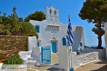 Apollonia 10  Sifnos Cycladen - Foto van https://www.grieksegids.nl/fotos/sifnos/normaal/apollonia-010.jpg