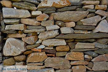 Apollonia 13  Sifnos Cycladen - Foto van https://www.grieksegids.nl/fotos/sifnos/normaal/apollonia-013.jpg
