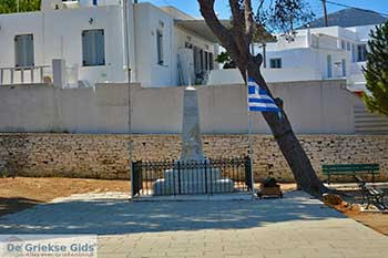 Apollonia 20  Sifnos Cycladen - Foto van https://www.grieksegids.nl/fotos/sifnos/normaal/apollonia-020.jpg