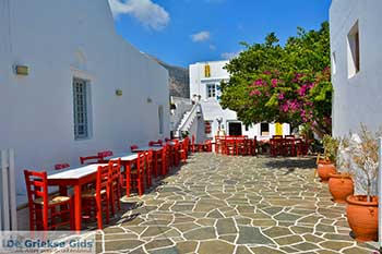 Apollonia 26  Sifnos Cycladen - Foto van https://www.grieksegids.nl/fotos/sifnos/normaal/apollonia-026.jpg
