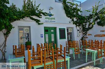 Apollonia 31  Sifnos Cycladen - Foto van https://www.grieksegids.nl/fotos/sifnos/normaal/apollonia-031.jpg