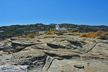 Chrisopigi Sifnos - Cycladen 28 - Foto van https://www.grieksegids.nl/fotos/sifnos/normaal/chrisopigi-028.jpg