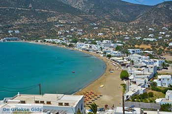 Platys Gialos 04  Sifnos Cycladen - Foto van https://www.grieksegids.nl/fotos/sifnos/normaal/platis-gialos-004.jpg