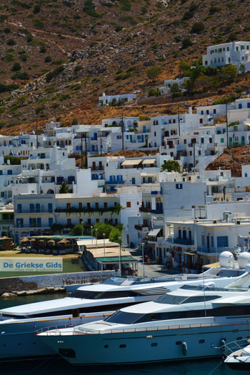 Kamares Sifnos | Cycladen Griekenland | Foto 42 - Foto van https://www.grieksegids.nl/fotos/sifnos/normaal/sifnos-grieksegids-053.jpg