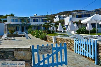 Vathy Sifnos Cycladen - Foto van https://www.grieksegids.nl/fotos/sifnos/normaal/vathy-031.jpg