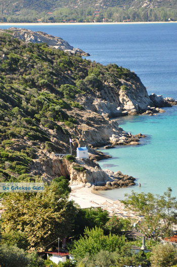 Ergens tussen Paralia Sykias en Kalamitsi | Sithonia Chalkidiki | Foto 1 - Foto van https://www.grieksegids.nl/fotos/sithonia-chalkidiki/normaal/sithonia-chalkidiki-162.jpg