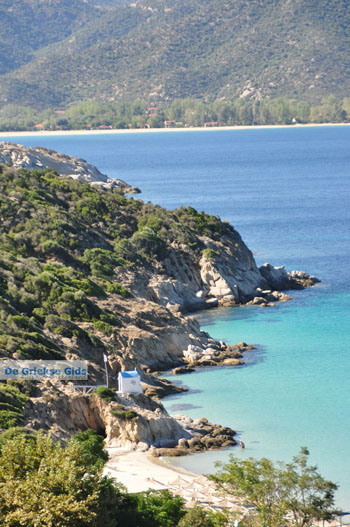 Ergens tussen Paralia Sykias en Kalamitsi | Sithonia Chalkidiki | Foto 2 - Foto van https://www.grieksegids.nl/fotos/sithonia-chalkidiki/normaal/sithonia-chalkidiki-163.jpg