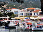 Kleurrijk Skiathos-stad - Foto van De Griekse Gids