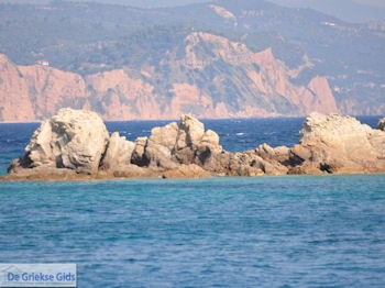 Pilion vanaf Skiathos gezien - Foto van https://www.grieksegids.nl/fotos/skiathos/350pixels/eiland-skiathos-001.jpg