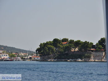 Bourtzi Skiathos-stad - Foto van https://www.grieksegids.nl/fotos/skiathos/350pixels/eiland-skiathos-029.jpg