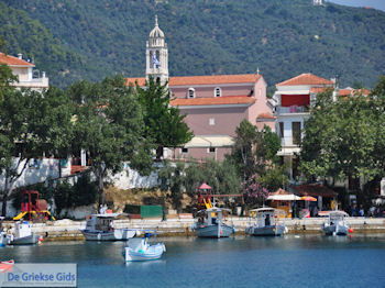 Haven Skiathos stad foto 4 - Foto van https://www.grieksegids.nl/fotos/skiathos/350pixels/eiland-skiathos-039.jpg