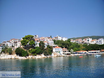 Haven Skiathos stad foto 7 - Foto van https://www.grieksegids.nl/fotos/skiathos/350pixels/eiland-skiathos-042.jpg