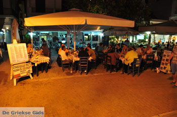 Avond in Skiathos Stad | Sporaden Griekenland foto 4 - Foto van https://www.grieksegids.nl/fotos/skiathos/normaal/skiathos-grieksegids-016.jpg