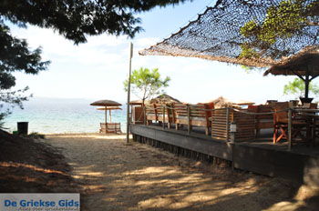 Vromolimnos | Skiathos Sporaden Griekenland foto 9 - Foto van https://www.grieksegids.nl/fotos/skiathos/normaal/skiathos-grieksegids-107.jpg