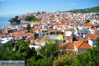 Skiathos stad | Skiathos Sporaden Griekenland foto 29 - Foto van https://www.grieksegids.nl/fotos/skiathos/normaal/skiathos-grieksegids-215.jpg