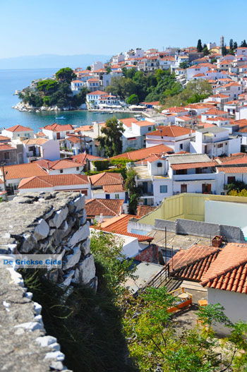Skiathos stad | Skiathos Sporaden Griekenland foto 30 - Foto van https://www.grieksegids.nl/fotos/skiathos/normaal/skiathos-grieksegids-216.jpg