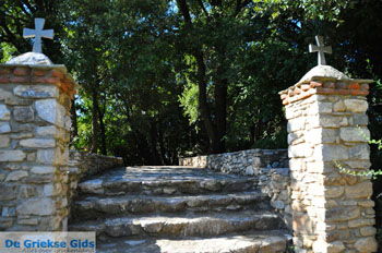 Kerk Anastasa en Friktoria, de communicatie toren | Skiathos Sporaden | foto 1 - Foto van https://www.grieksegids.nl/fotos/skiathos/normaal/skiathos-grieksegids-357.jpg