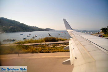 Sunweb Transavia vliegtuig | Skiathos Sporaden Griekenland foto 3 - Foto van https://www.grieksegids.nl/fotos/skiathos/normaal/skiathos-grieksegids-481.jpg