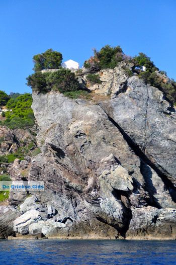 Agios Ioannis Kastri | Mamma Mia kerkje Skopelos | Sporaden Griekenland 2 - Foto van https://www.grieksegids.nl/fotos/skopelos/normaal/skopelos-grieksegids-018.jpg