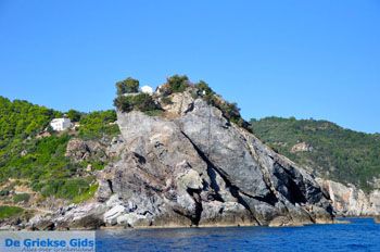 Agios Ioannis Kastri | Mamma Mia kerkje Skopelos | Sporaden Griekenland 3 - Foto van https://www.grieksegids.nl/fotos/skopelos/normaal/skopelos-grieksegids-019.jpg