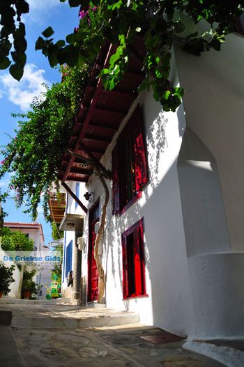 Skopelos stad | Sporaden Griekenland foto 33 - Foto van https://www.grieksegids.nl/fotos/skopelos/normaal/skopelos-grieksegids-072.jpg