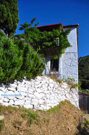Klooster Metamorfoseos Skopelos | Sporaden Griekenland foto 1 - Foto van https://www.grieksegids.nl/fotos/skopelos/normaal/skopelos-grieksegids-359.jpg
