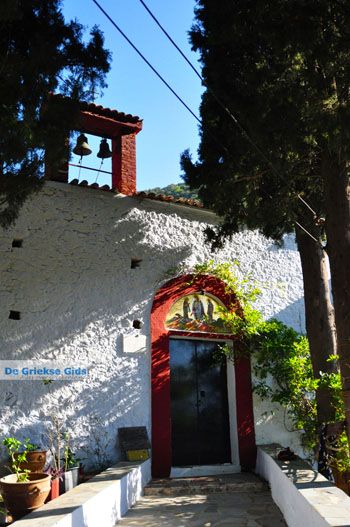 Klooster Metamorfoseos Skopelos | Sporaden Griekenland foto 2 - Foto van https://www.grieksegids.nl/fotos/skopelos/normaal/skopelos-grieksegids-360.jpg