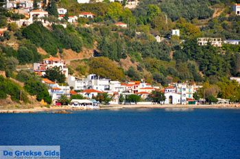 Haven Loutraki Skopelos | Sporaden Griekenland foto 3 - Foto van https://www.grieksegids.nl/fotos/skopelos/normaal/skopelos-grieksegids-429.jpg