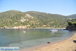 Strand bij Pefkos | Skyros Griekenland foto 1 - Foto van De Griekse Gids