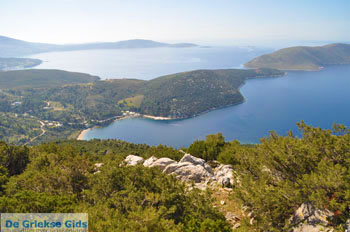 Bij Agios Panteleimon Kerk | Skyros Griekenland foto 9 - Foto van https://www.grieksegids.nl/fotos/skyros/normaal/skyros-grieksegids-051.jpg