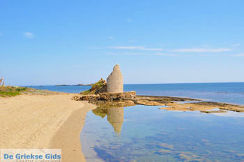 Ruine bij Molos en Magazia | Skyros Griekenland foto 2 - Foto van https://www.grieksegids.nl/fotos/skyros/normaal/skyros-grieksegids-107.jpg