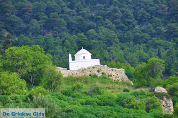 Kerk Agios Dimitrios | Binnenland Skyros - Foto van https://www.grieksegids.nl/fotos/skyros/normaal/skyros-grieksegids-233.jpg