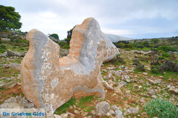 Stenen paard | Zuid Skyros foto 3 - Foto van https://www.grieksegids.nl/fotos/skyros/normaal/skyros-grieksegids-318.jpg