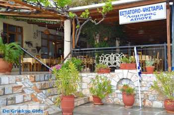 Taverna Lampros bij Aspous | Skyros | De Griekse Gids - Foto van https://www.grieksegids.nl/fotos/skyros/normaal/skyros-grieksegids-351.jpg